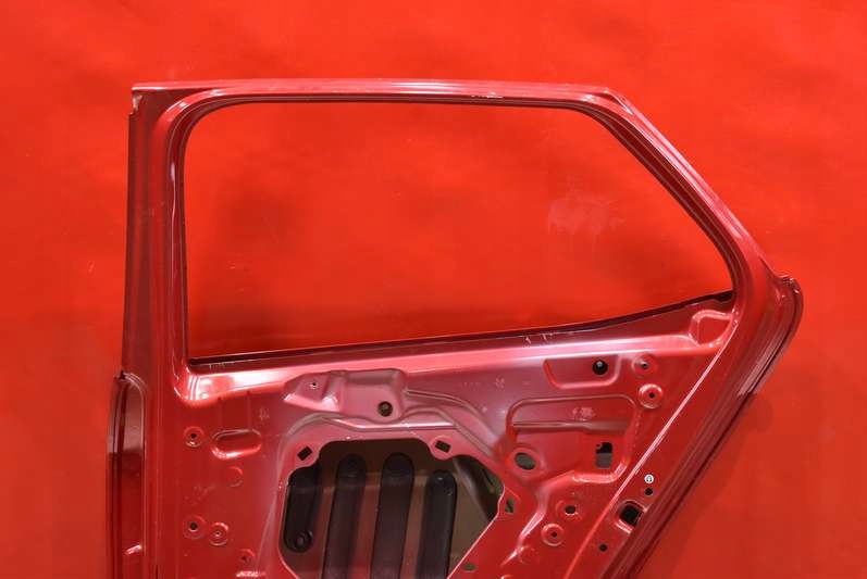 фото №13, Двері праве задня задні червоні vw id.3 17-