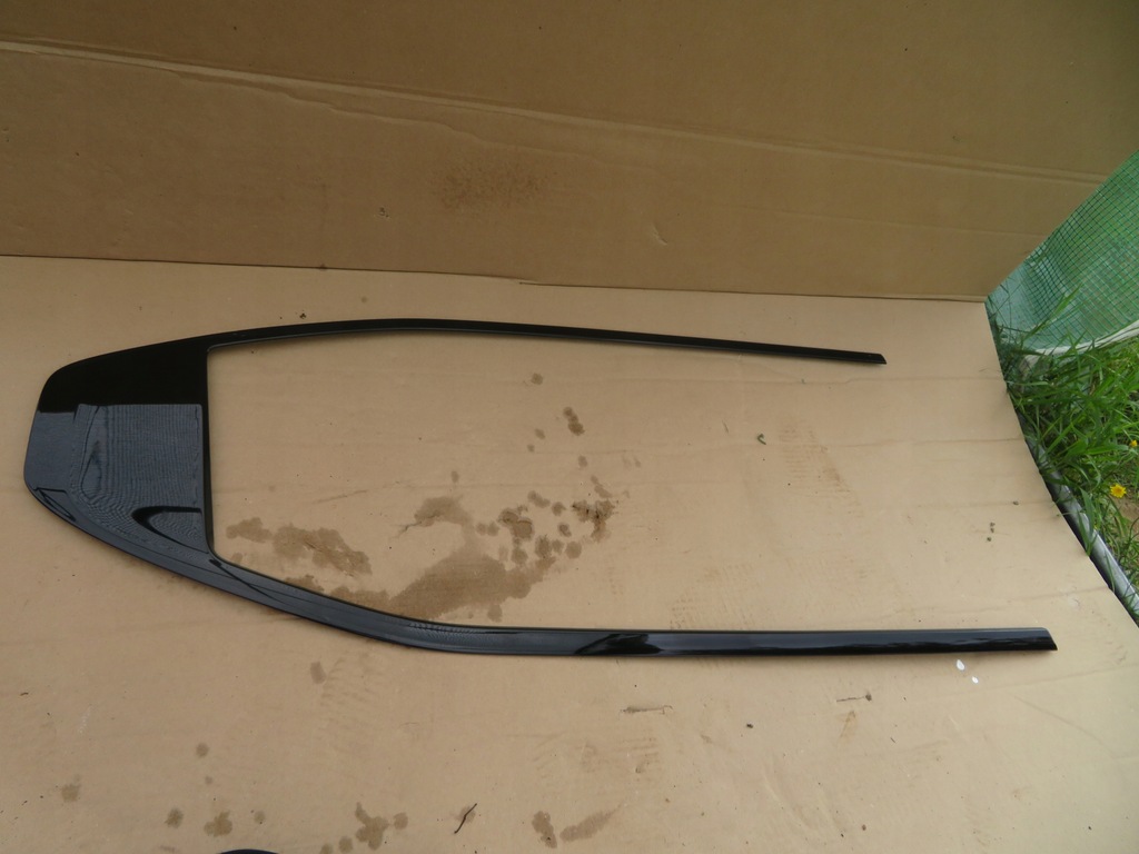 фото №1, Polestar 2 рамка скло двері правий задня 31689573