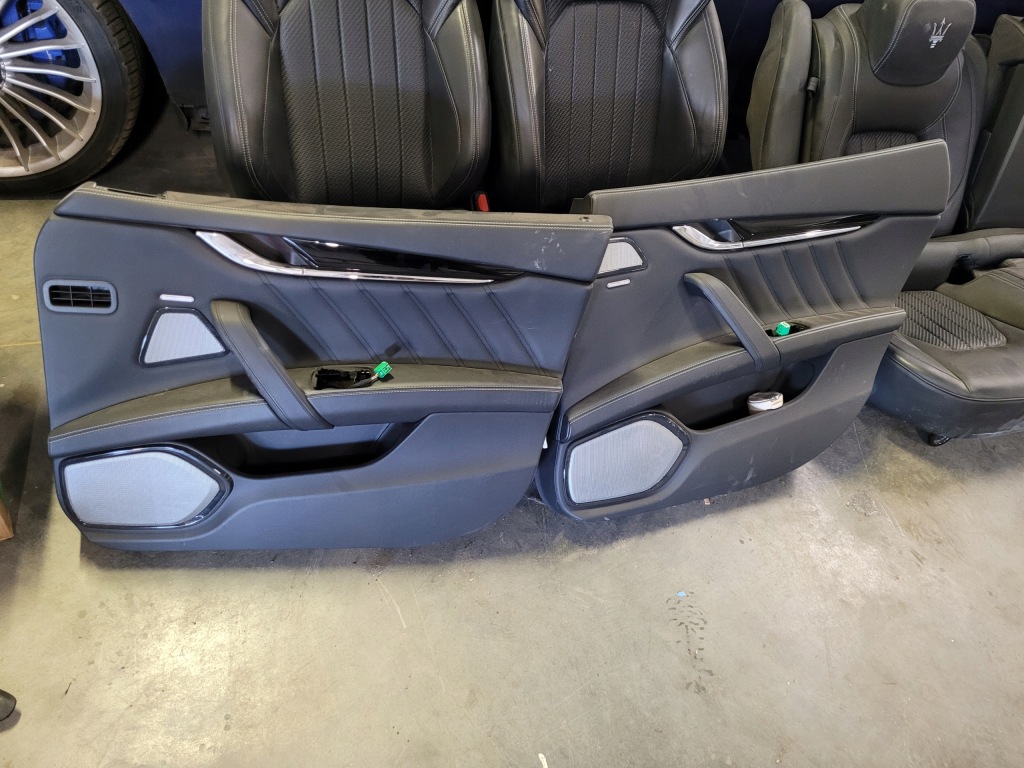 фото №12, Maserati quattroporte vi сиденья заднее сиденье обшивки карбон nappa trofeo idealne