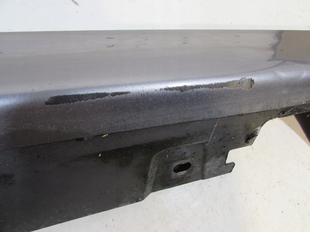 Молдинг поріг права bmw 5 f10 f11 a52 spacegrau в Україні