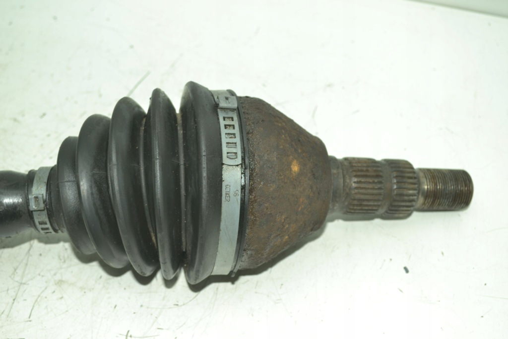 Приводной вал левая zafira b 1.9 cdti 120 150 Оригинал