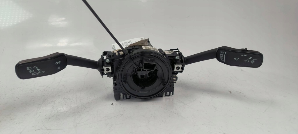 фото №1, Переключатель комбинированный 5q0953502 volkswagen passat b8 r-line