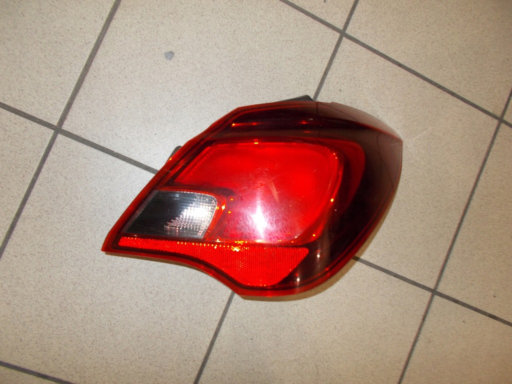 фото №1, Лампа задняя opel corsa e 39068623 правая