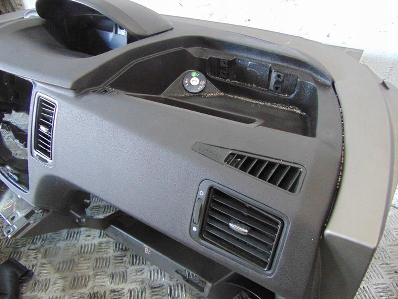 фото №8, Консоль подушка безопасности водителя пассажира ремни lancia musa