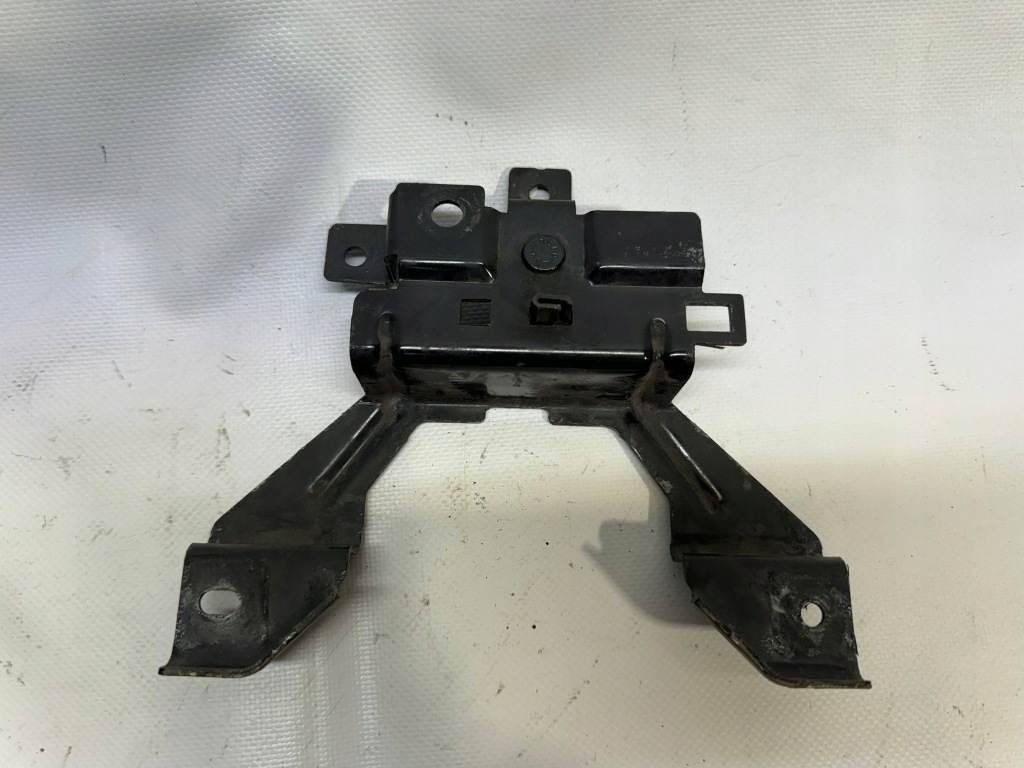 Купить M17 кронштейн кронштейн замка капот перед ford fiesta mk7