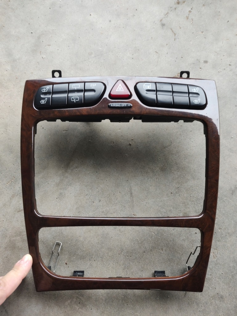 фото №1, Mercedes w203 dekor панель обдув drewno