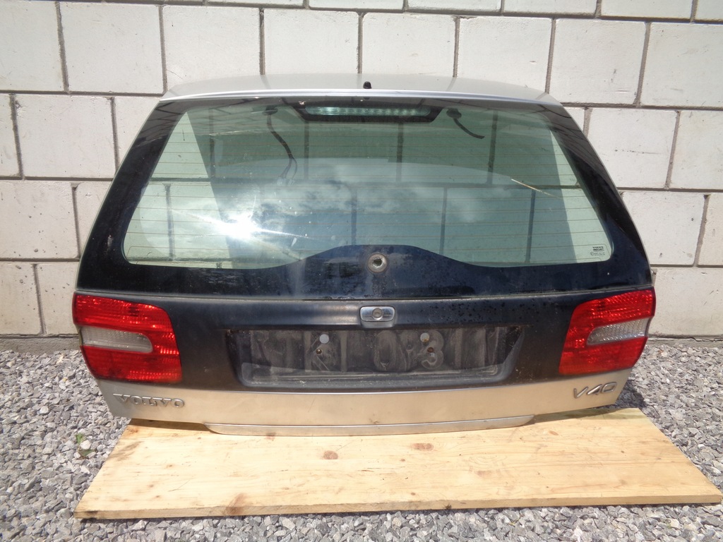 фото №1, Volvo v40 крышка багажника багажника kombi
