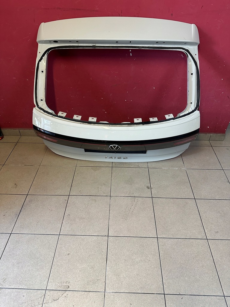 фото №4, Кришка багажника багажника vw taigo можливий odbiór giełda poznań