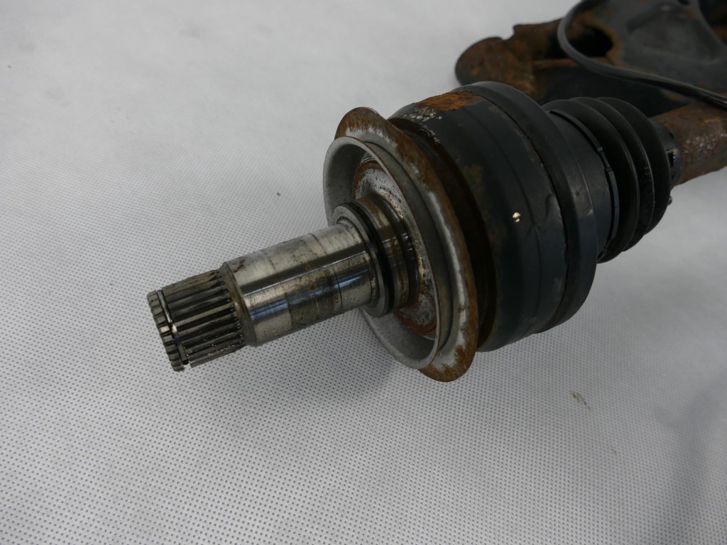 фото №2, Mercedes slk r171 3.5 v6 ступица рычаги приводной вал l.t.