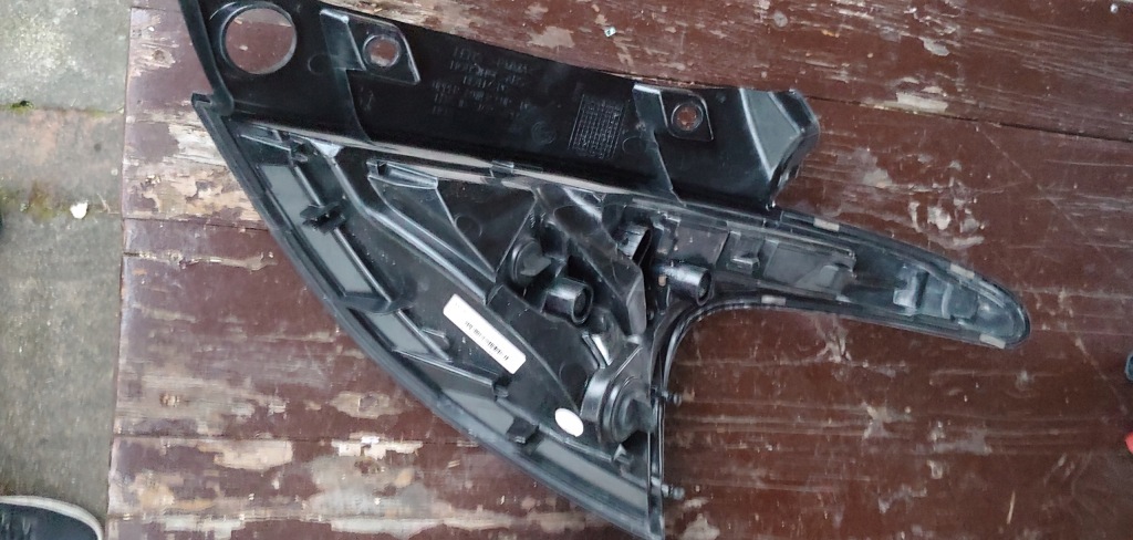 Lancia ypsilon фара led задний  правый  оригинал Оригинал