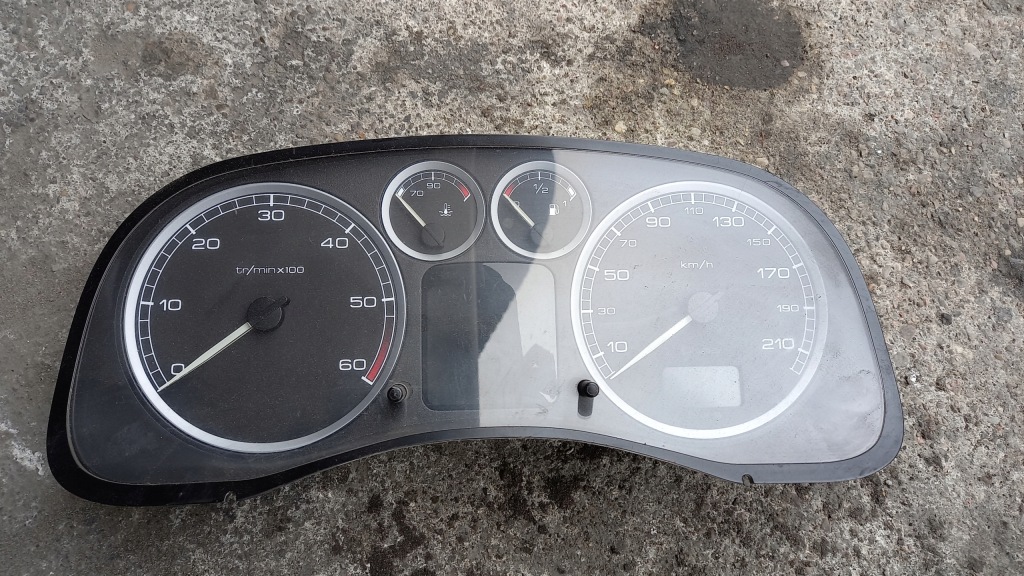 фото №1, Счетчик приборы 9636708880 peugeot 307 2.0 hdi