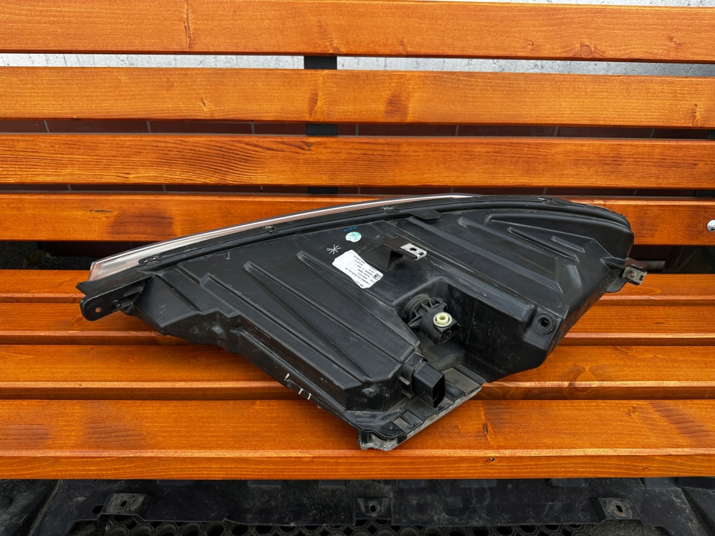 Лампа правая передняя tesla model s lift Недорого