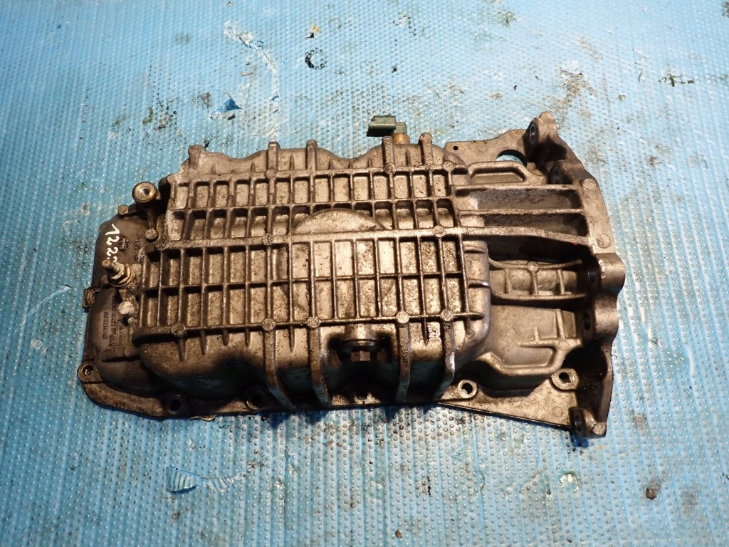 Піддон масляна ford volvo bm5g6675-ca Недорого