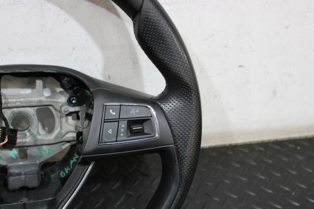 Руль мультифункция maserati levante m161 Недорого