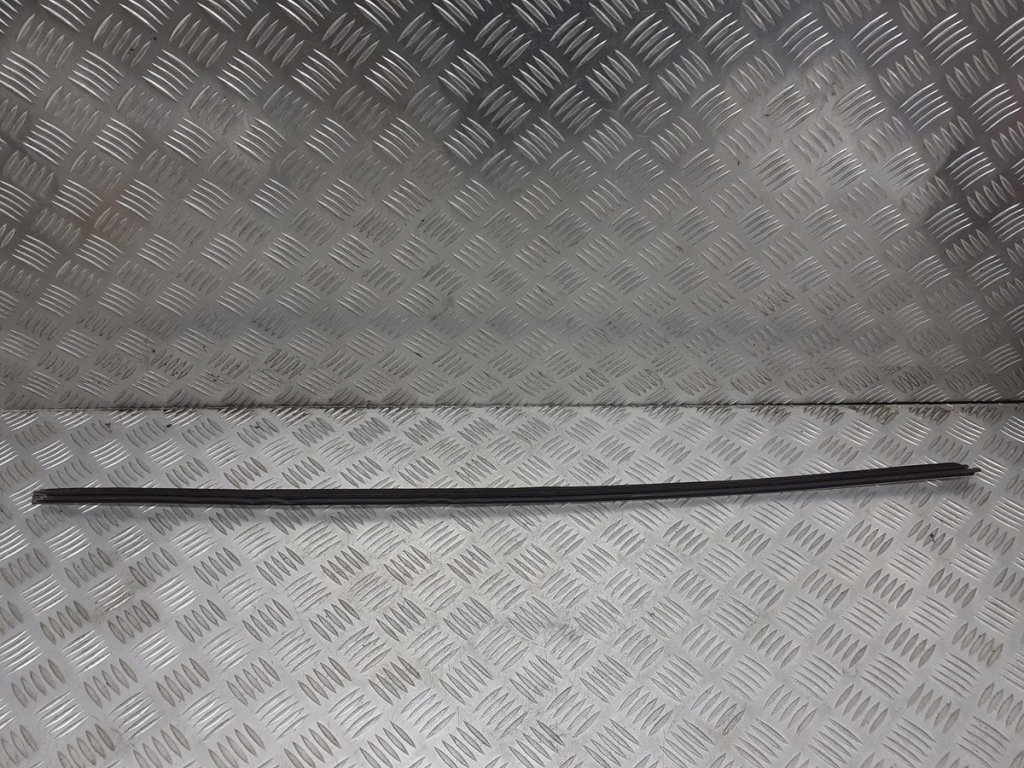 фото №2, Молдинг левый перед bmw seria 3 e46