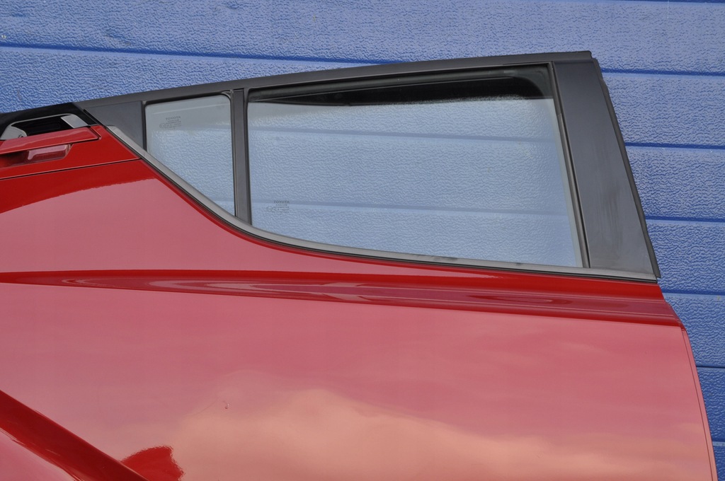 фото №6, Toyota c-hr двері правий задня задні 3u5