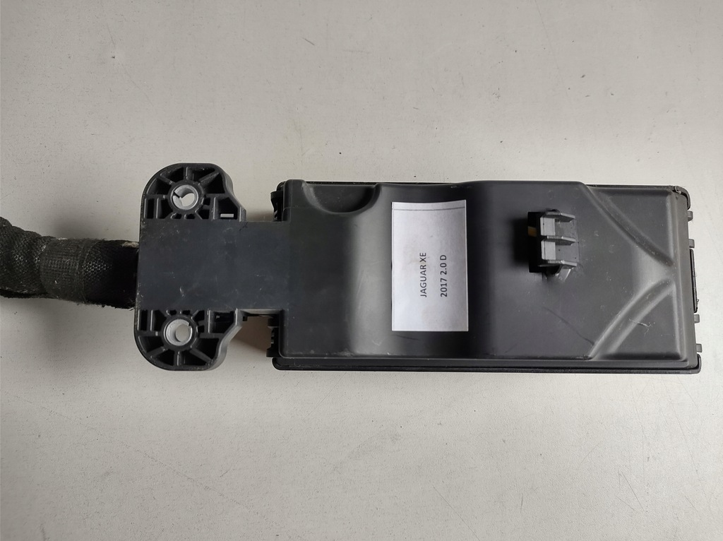 фото №5, Jaguar xe коробка запобіжників