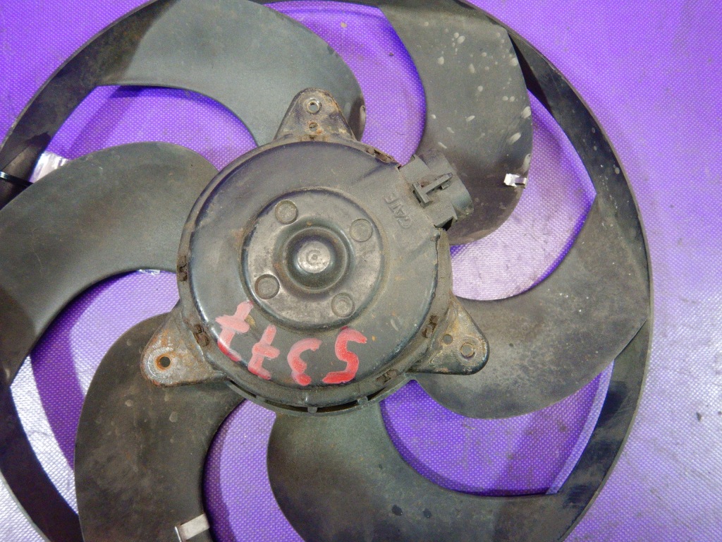 фото №3, Freelander i 98- 1,8 вентилятор радиатора 9020811