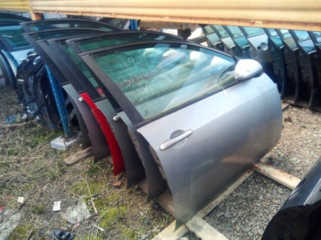 фото №3, Nissan primera p12 дверь правое передние перед