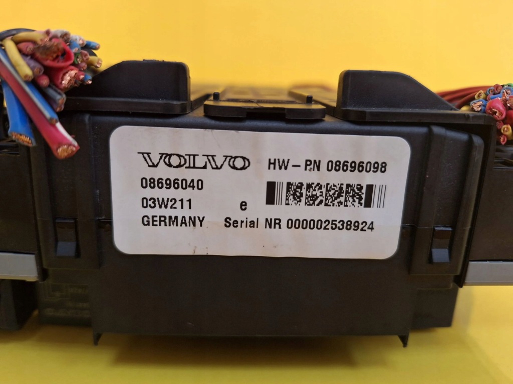 Коробка предохранителей volvo s60 08696040 nr117 Недорого