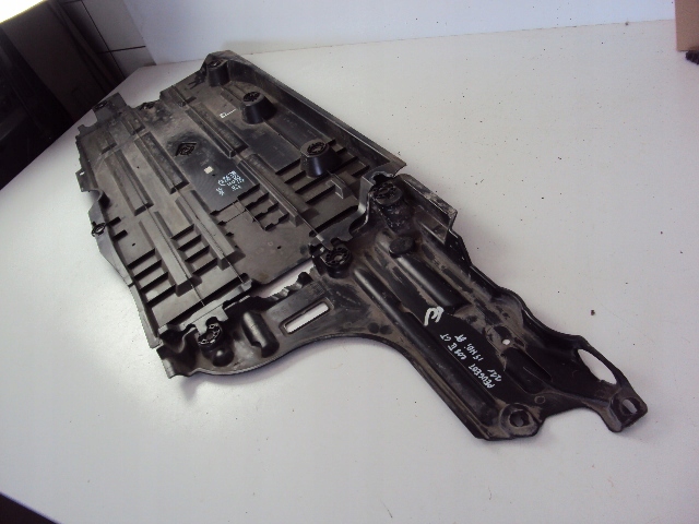 фото №1, Защита подвеска правая peugeot 208 ii 22r