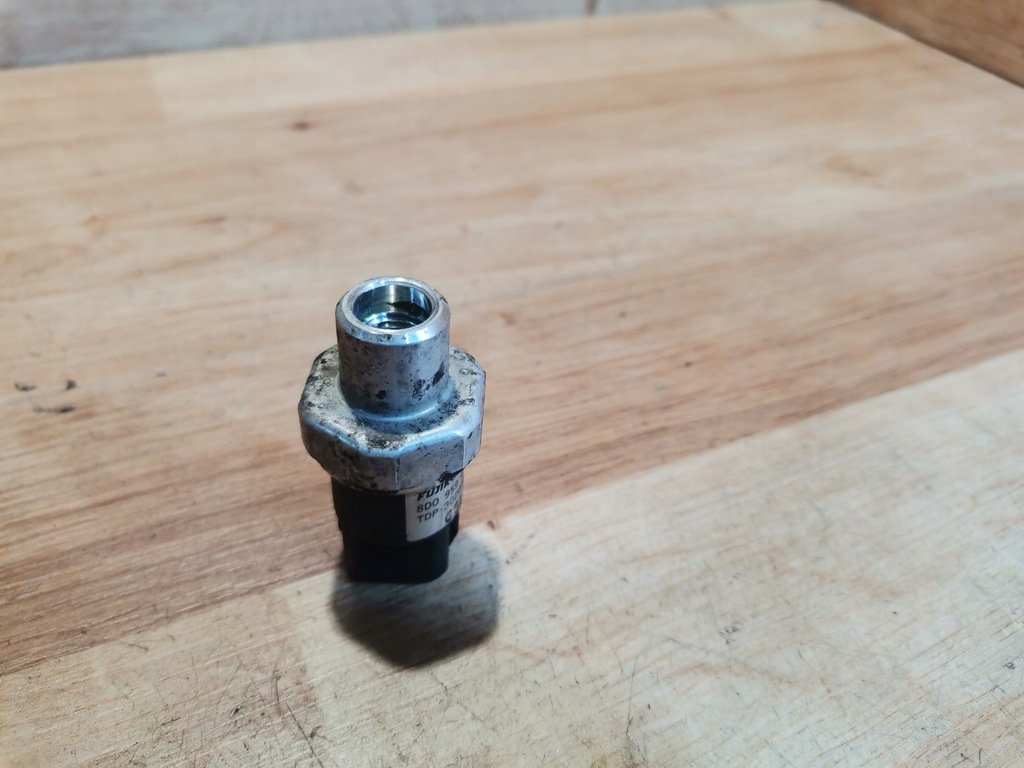 фото №8, Датчик тиску кондиціонера vw audi skoda 8d0959482b