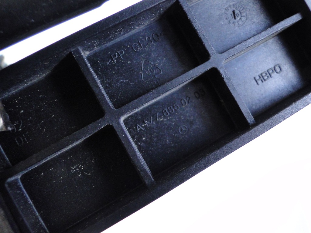 фото №8, Mercedes a klasa 177 cla 118 воздуховод воздуха жалюзи a1775007900