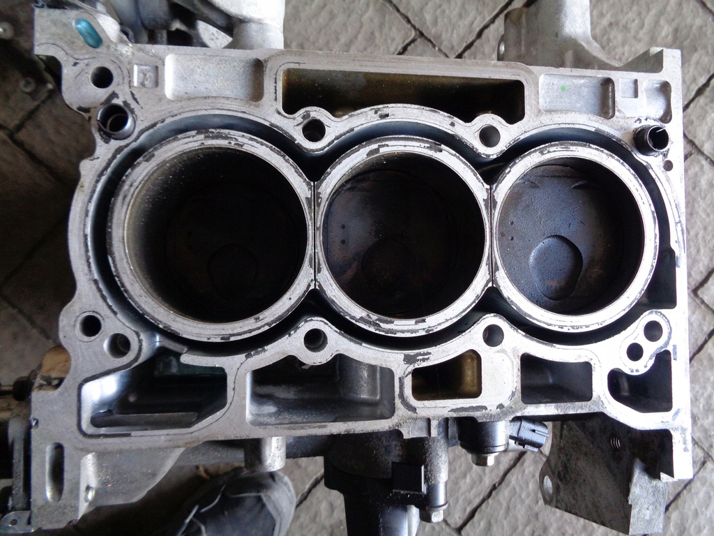 фото №4, Dół блок двигателя nissan note micra 1,2 t-dig 12hr