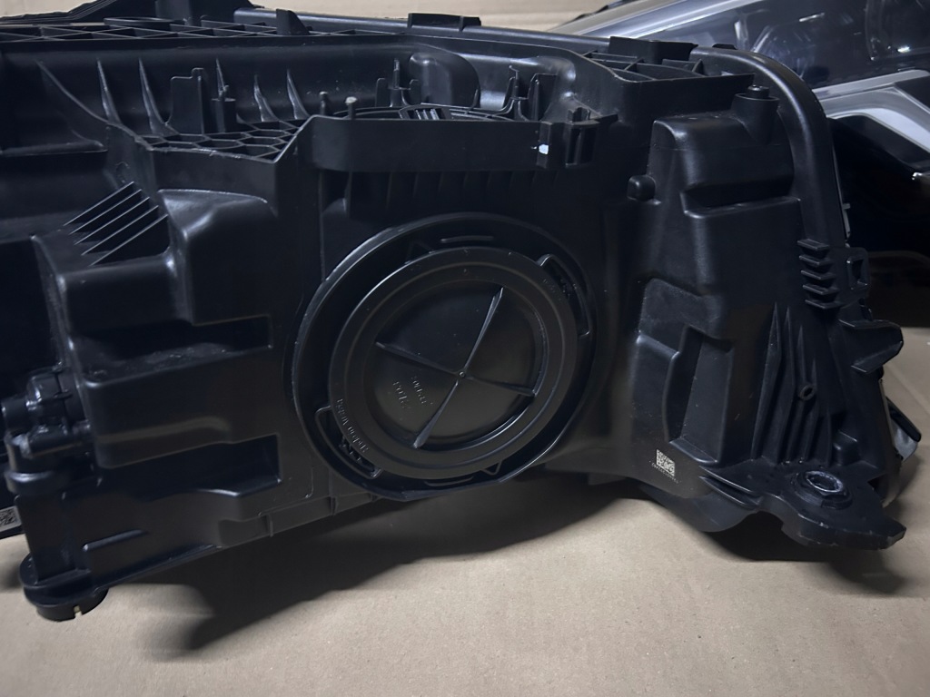 Фара ліва правий audi q3 83a full led комплект європа Доставка