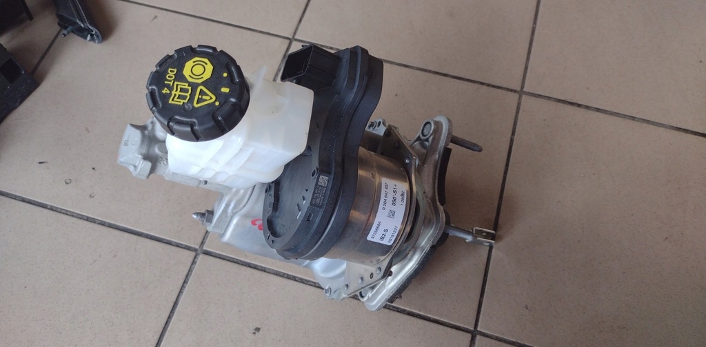 фото №8, Усилитель тормозов насос тормозная clio v arkana 472107786r