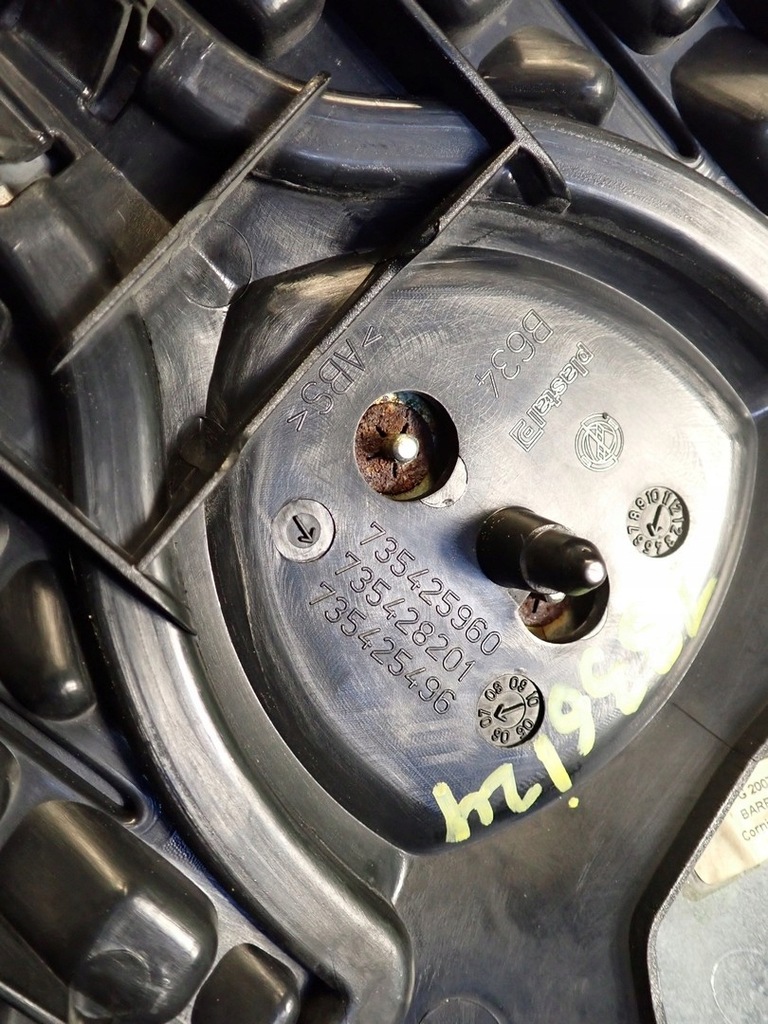 фото №10, Решітка радіатора решітка радіатора lancia ypsilon ii 07r 735428201