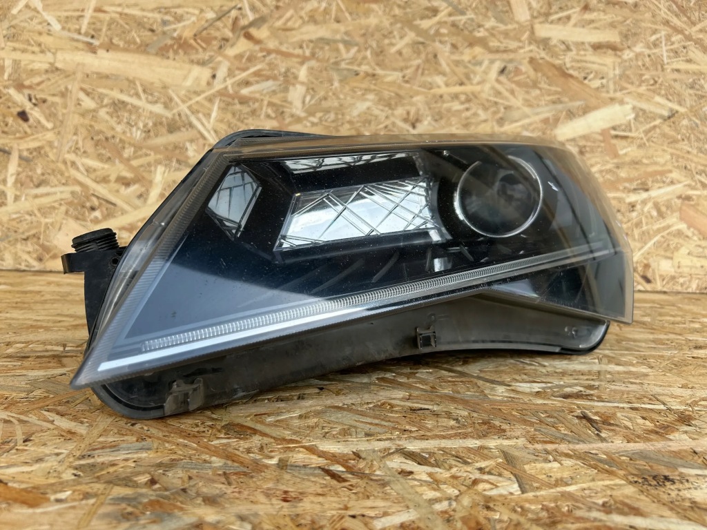 фото №8, Skoda superb b8 3v 2016 лампи передні