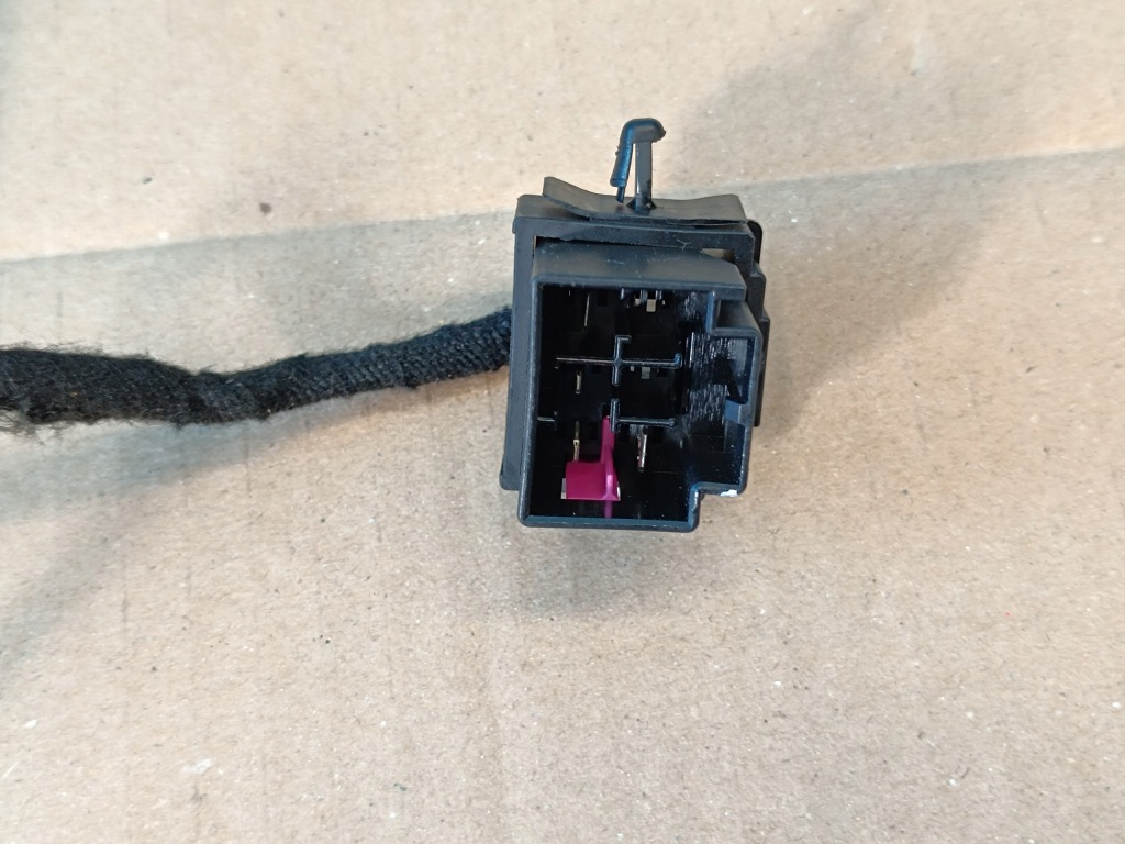 Skoda karoq 1,5 tsi 110kw 2020 r жгут люк 3g9971648d с Разборки