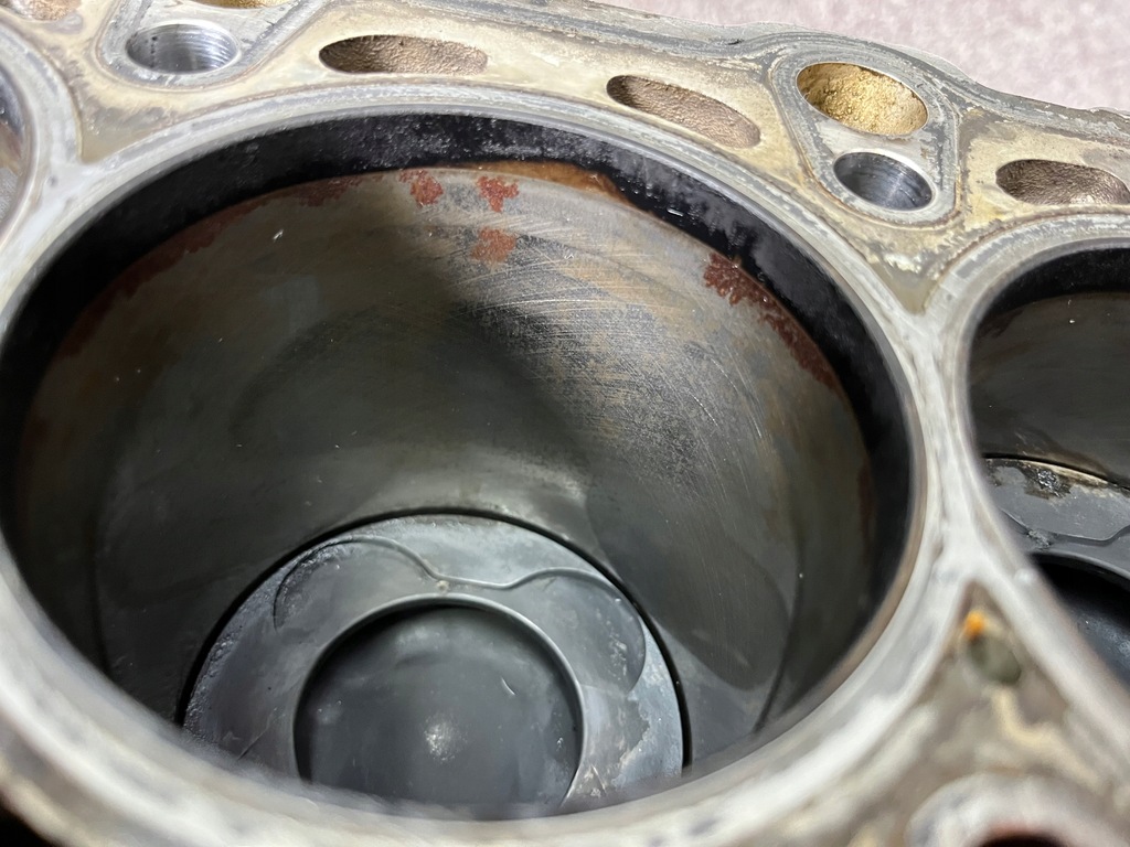 фото №13, Блок двигуна wal поршні bmw e70 x5 3.0 d m57n2 306d3 e71 e90 e92 e83 e65 e60