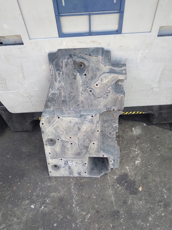 фото №1, Citroen ds7 защита подвеска 9810609480 9810609380