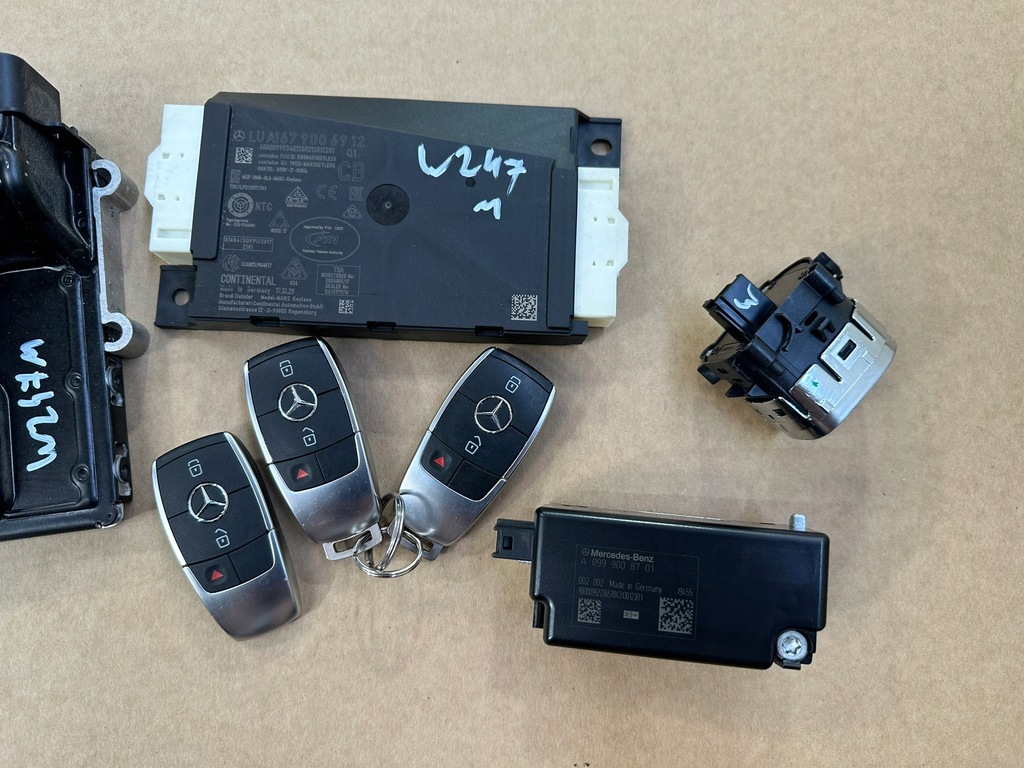 фото №16, Набор стартовый, блок управления двигателя, замок зажигания, ключ, mercedes b klasa w247