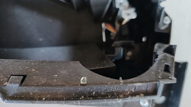 фото №4, Mazda mx-30 23r корпус дисплея head up