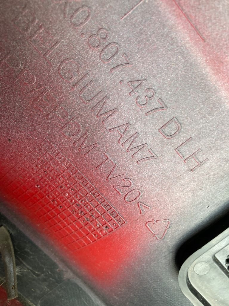 фото №10, Audi a1 s1 s-line s line 8x 11- бампер перед уголок левый 8x0807437d