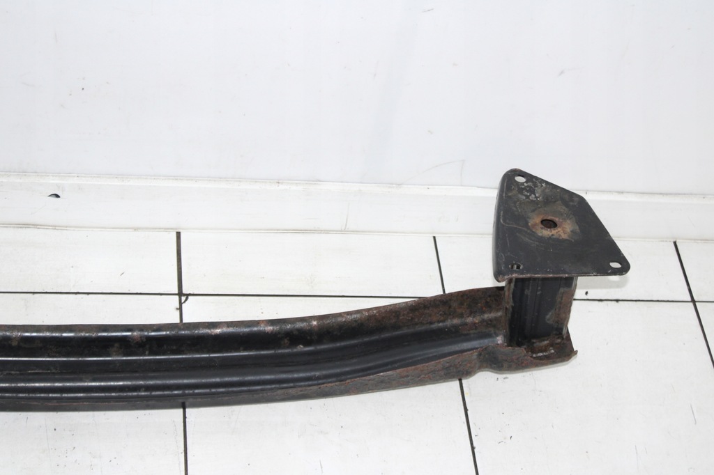 фото №6, Audi a1 8x 5d 10r- балка бампера задняя задняя