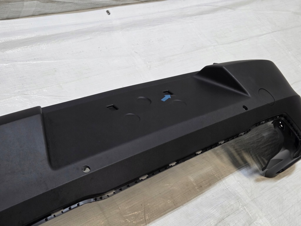 Бампер задний pdc alfa romeo junior электрический 2024-2025 новый 0156182159 Цена