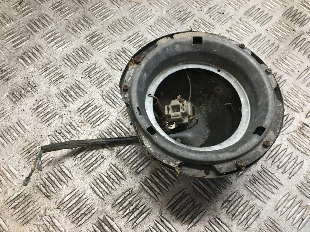 Купити Fiat 125p корпус лампи правий перед