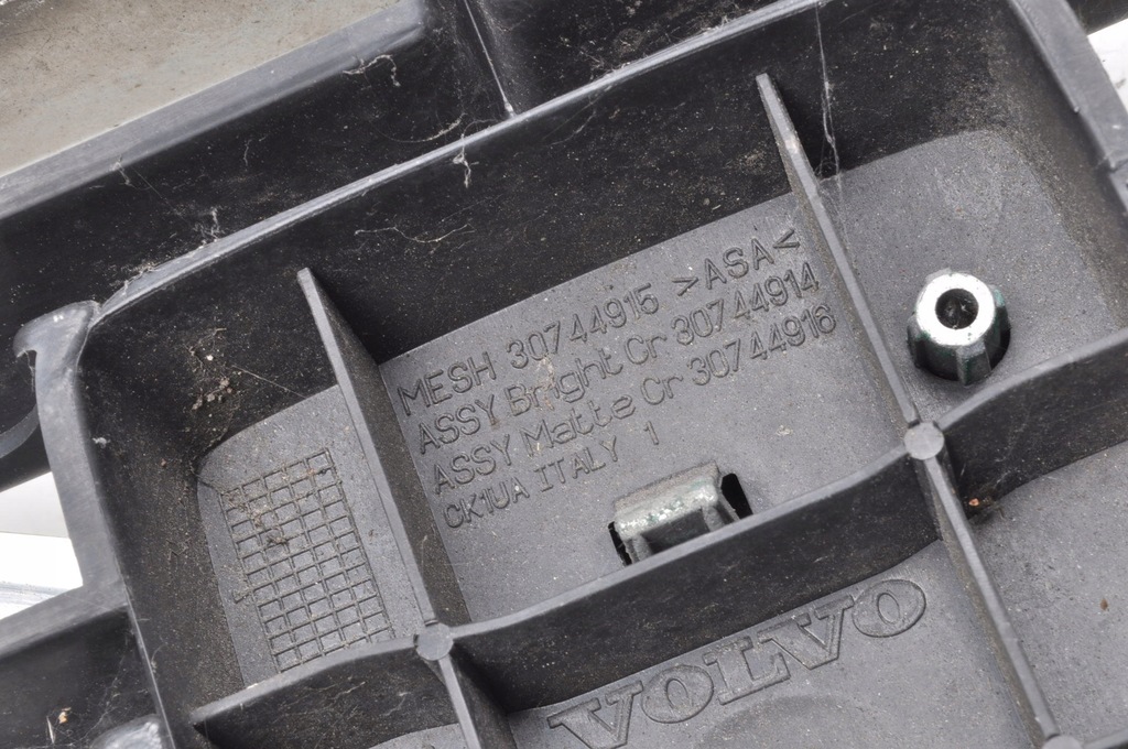 фото №10, Volvo s40 ii v50 решётка радиатора решётка радиатора решётка радиатора 30744915 rdesign