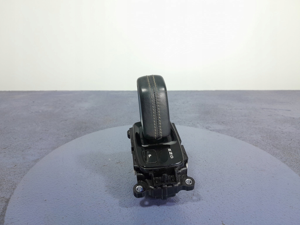 фото №1, Volvo xc60 ii домкрат рычаг переключения передач 31492152