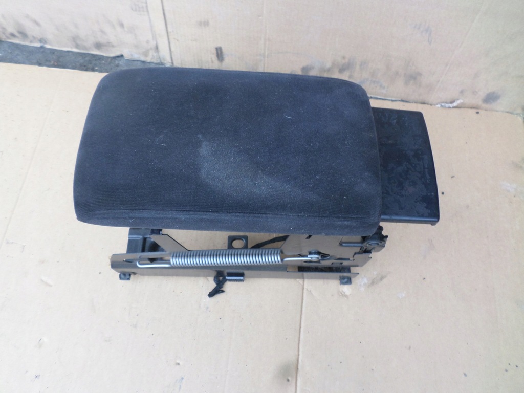 фото №1, Подлокотник vw passat b5 lift