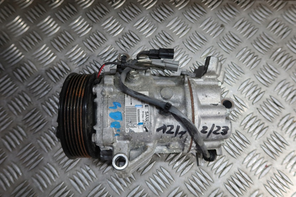 фото №1, Компресор компресор кондиціонера clio v 926002888r