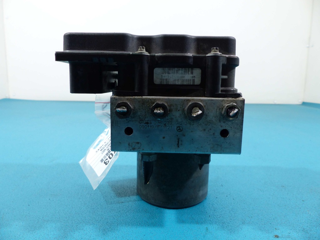 Насос abs mercedes e c207 w207 a207 0265950972 Зі Шроту