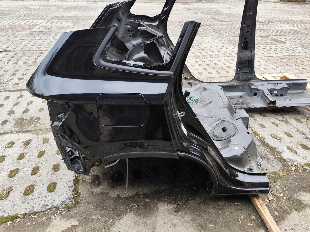 фото №1, Skoda karoq 2024 крила задній правий чверть