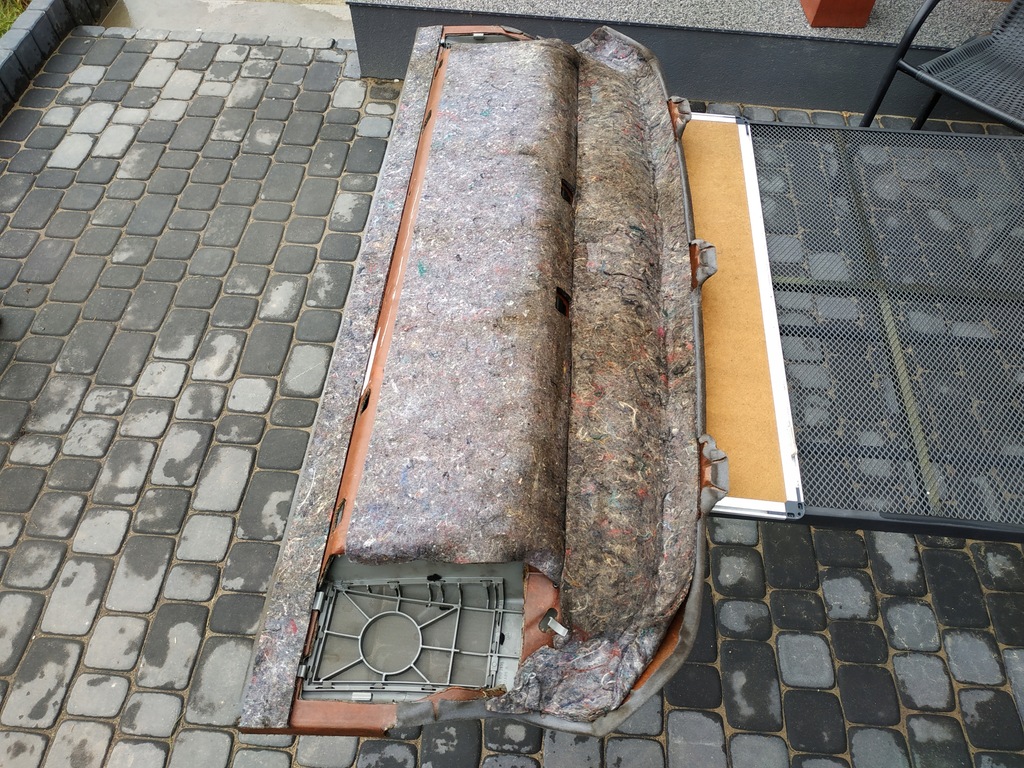 фото №9, Полиця задня задня mercedes 124 w124 sedan підголівники 1246900049