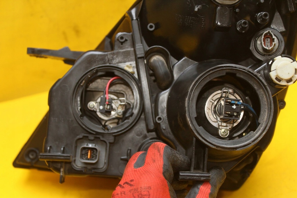 фото №10, Лампа правый перед kia sedona ii 92102-4doxx