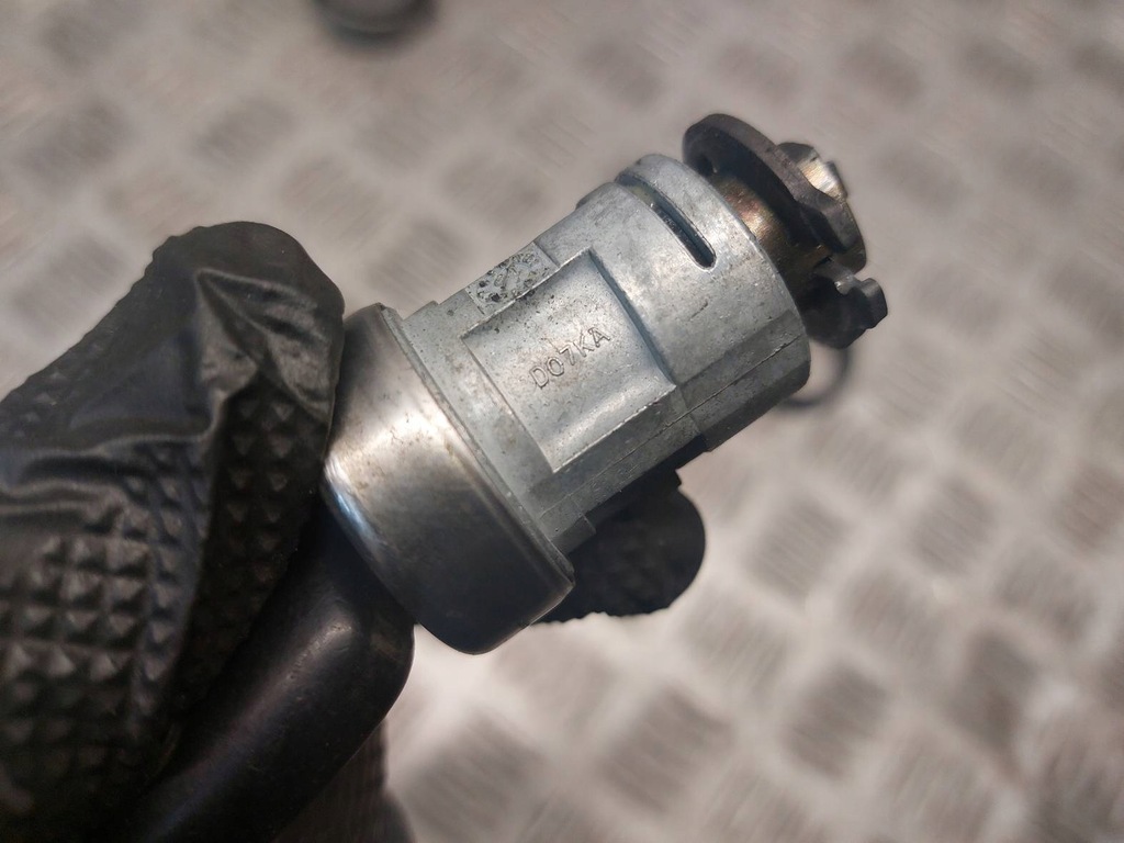 фото №12, Набір стартовий + замок капот ford mondeo mk3 1.8 16v 2s7a-12a650-afa